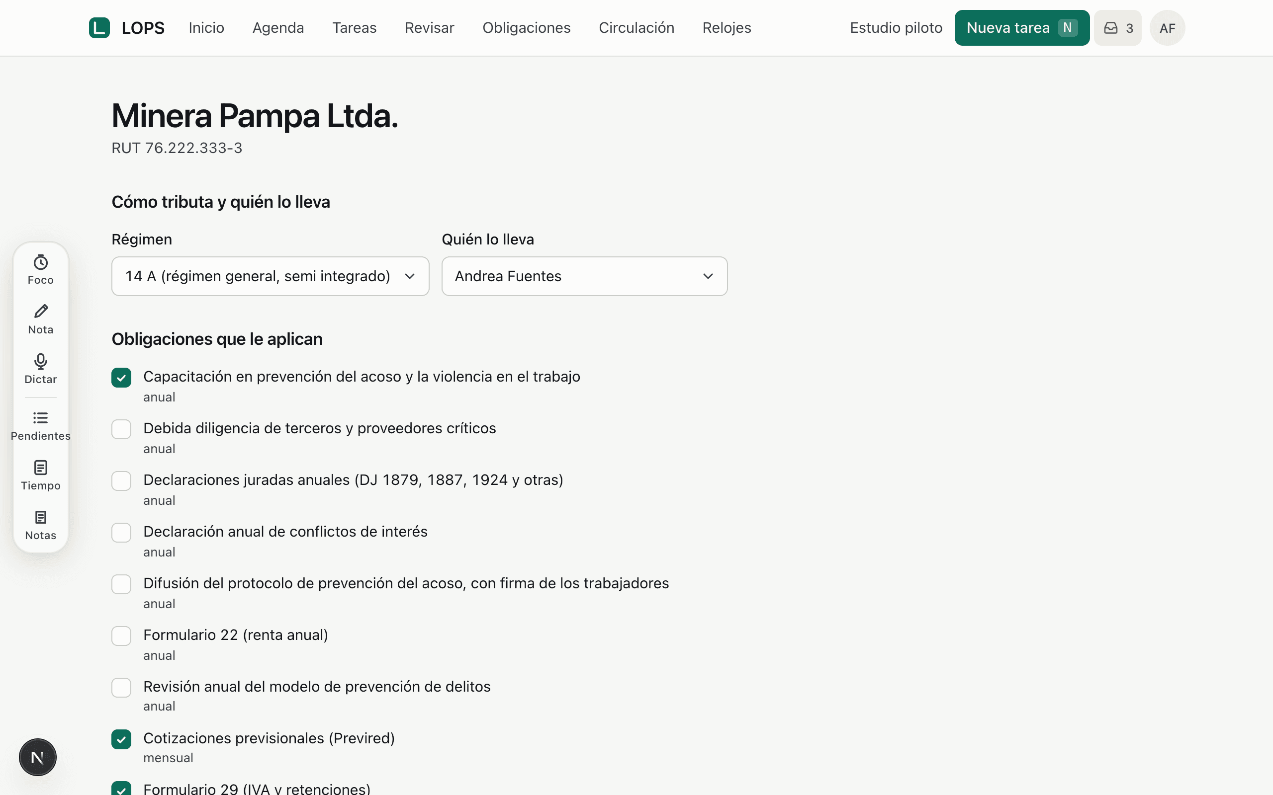 La ficha de un cliente en LOPS Tax: régimen, obligaciones que le aplican y la carpeta con los comprobantes por período.